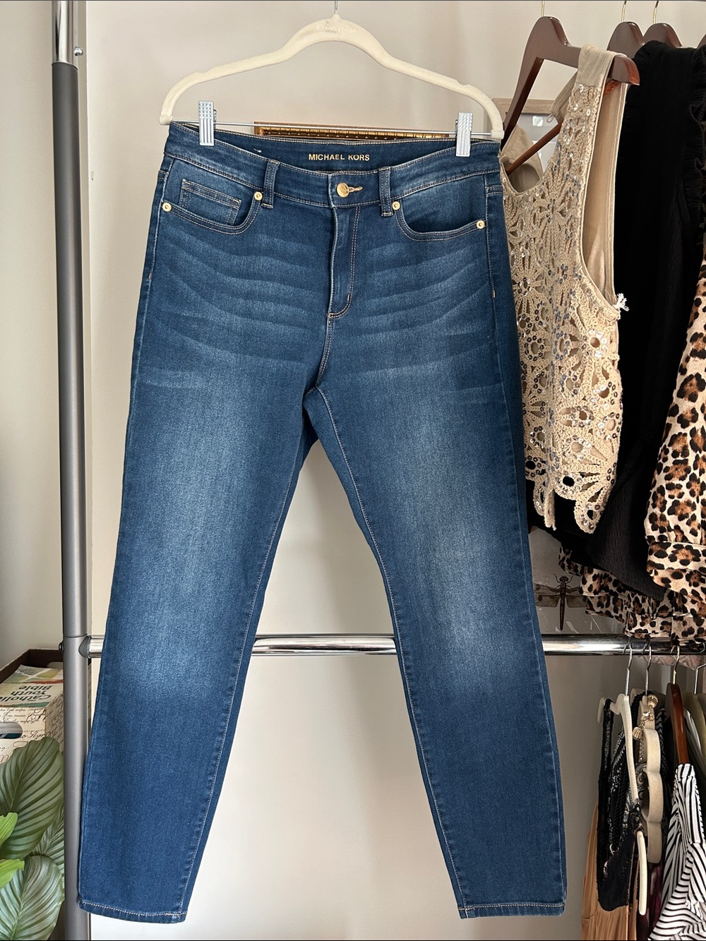 Michael kors size 10 Izzy Skinny fitted stretchy Blue Denim Jeans